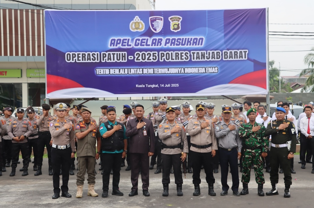 Kapolres Tanjab Barat Pimpin Apel Gelar Pasukan Operasi Patuh Siginjai 2025