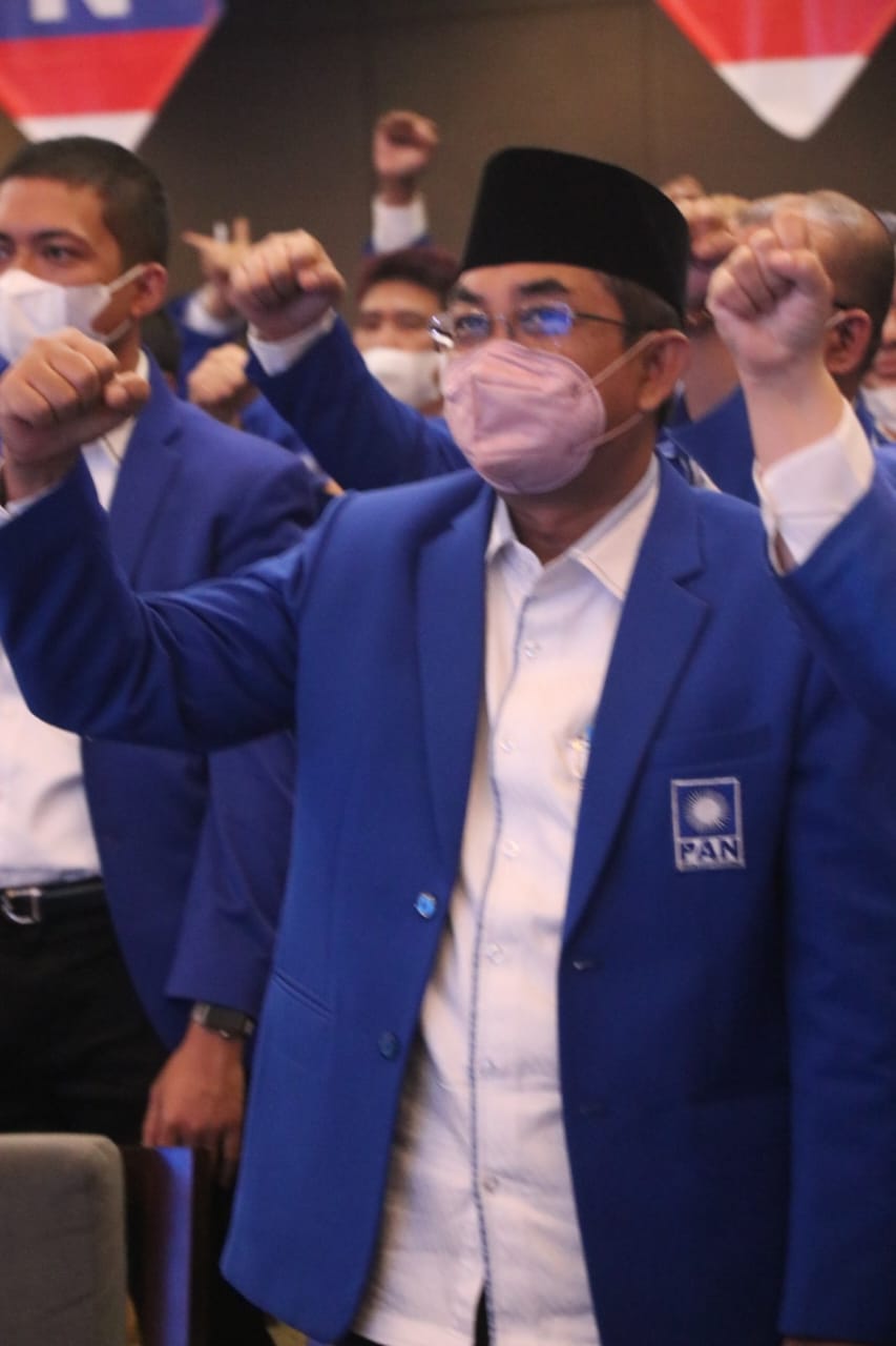 Dilantik Menjadi Ketua DPD PAN Tanjabbarat, Anwar Sadat Minta Kader Dukung Tanjabbarat Berkah