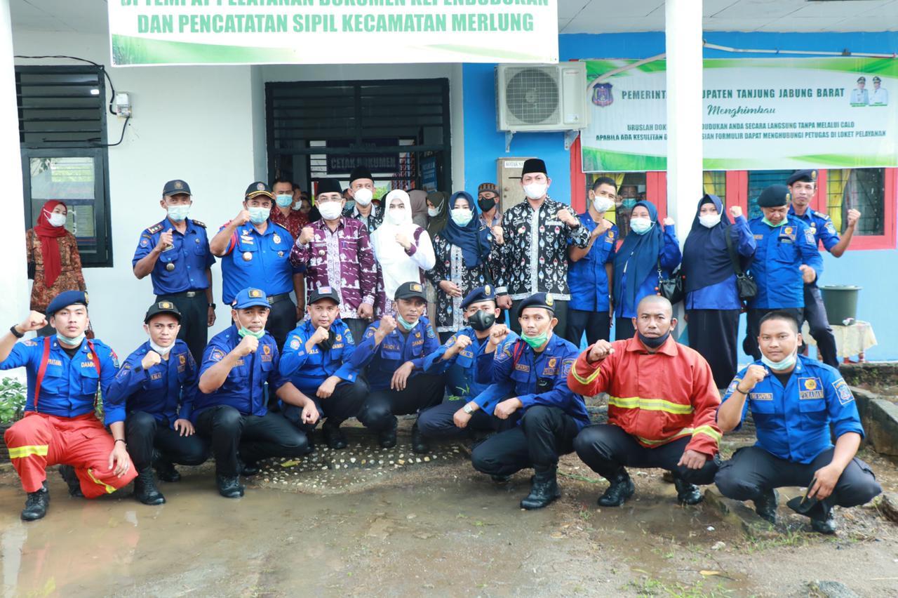 Bupati Anwar Sadat Resmikan Pos Damkar dan Tempat Pelayanan Dukcapil Di Merlung