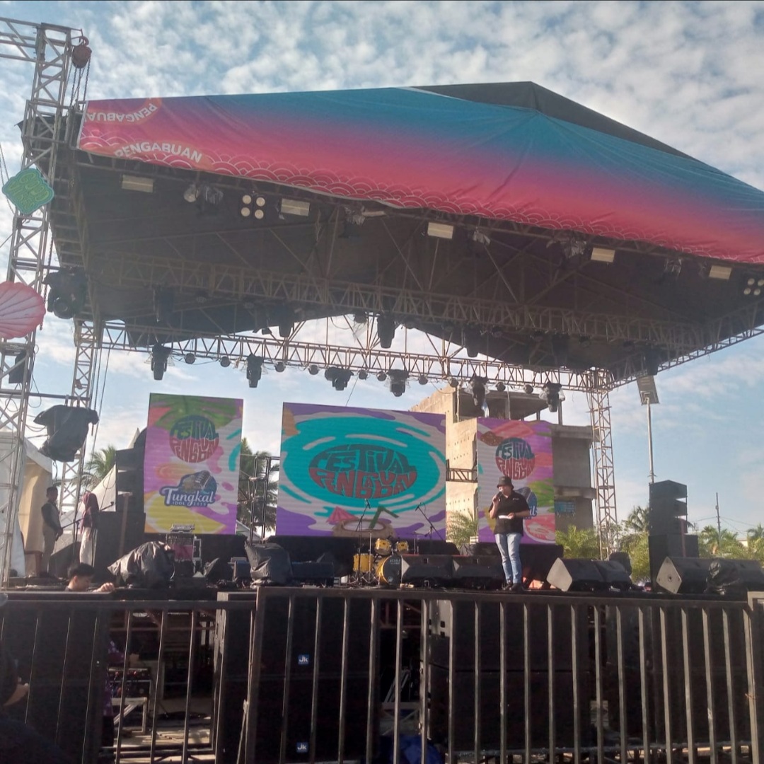 Festival Pengabuan 2025: Semarak HUT RI Di Meriahkannya Dengan Tungkal Idol dan Andika Kangen Band