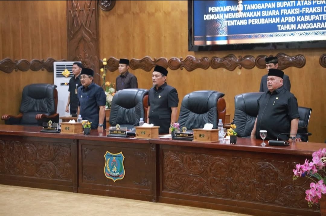 Bupati Anwar Sadat Sampaikan Tanggapan atas Pemandangan Umum Fraksi-Fraksi terhadap Ranperda Perubahan APBD 2025 pada Rapat Paripurna Ketiga