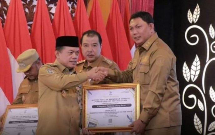 Wabup Hairan Hadir di Rumdis Gubernur Jambi Penyerahan Isian Anggaran (Dipa) Tahun 2024