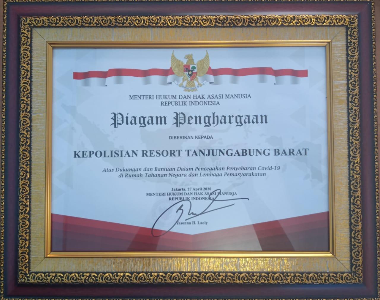 Polres Tanjab Barat Mendapatkan Penghargaan dari Menkumham RI