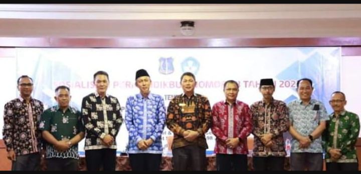 Wabup Hairan Buka Sosialisasi Petunjuk Teknis BOSP TA 2023 & Bintek Rencana Kegiatan dan Anggaran Sekolah