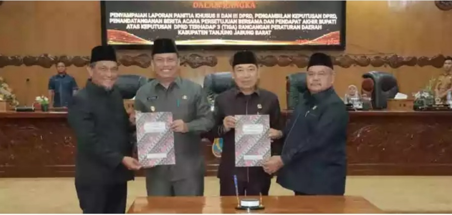 DPRD Tanjabbar Gelar Rapat Paripurna Ke Empat Penyampaian Laporan Panitia Khusus