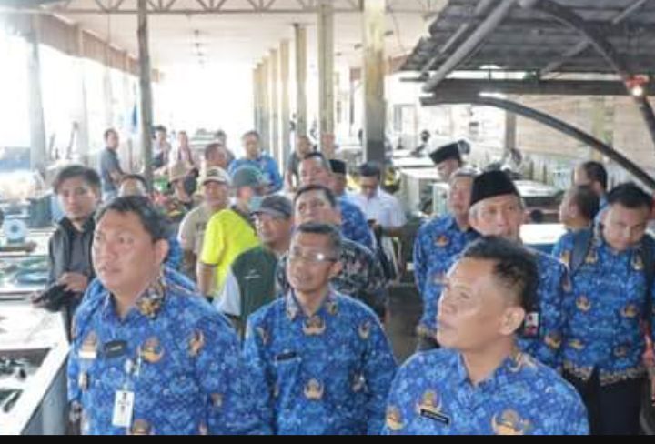 Wabup Hairan Lakukan Pengecekan Pasar Jelang Bulan Suci Ramadhan 1444 H / 2023 M