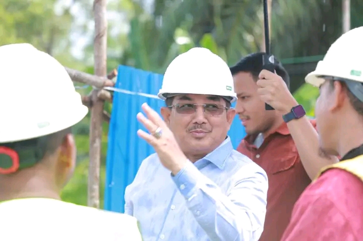 Anwar Sadat Tinjau Pengerjaan Box Culvert di Tanjung Bojo