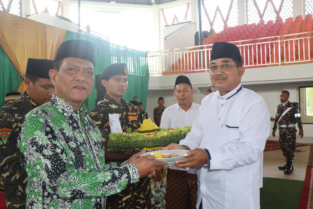 Peringatan Harlah NU ke-102 dan Muslimat NU ke-79, Bupati Tanjab Barat Serukan Sinergi untuk Indonesia Maslahat