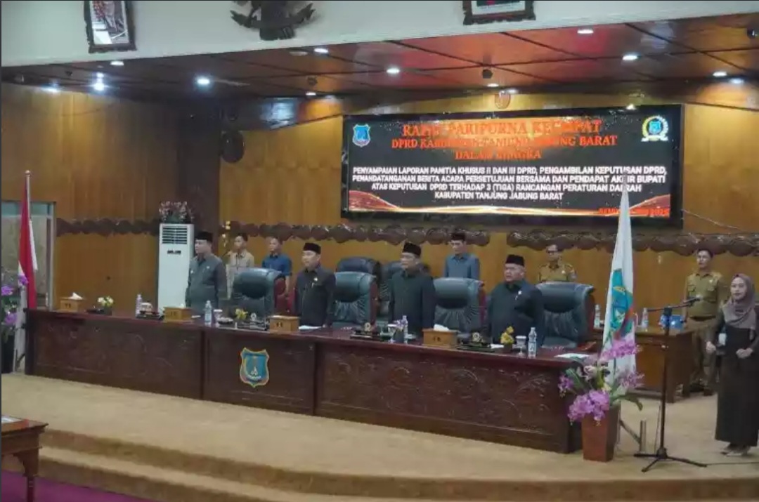 DPRD Tanjabbar Gelar Paripurna Keempat Penyampaian Pansus dan Pendapat Akhir Bupati Terhadap Tiga Ranperda