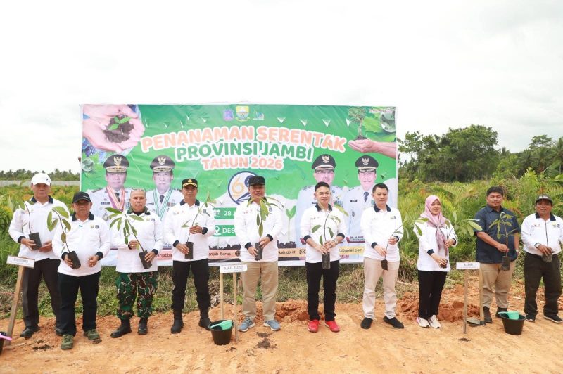 Wabup Katamso Pimpin Aksi Tanam Pohon Serentak, Wujudkan Kabupaten Lestari dan Ramah Lingkungan