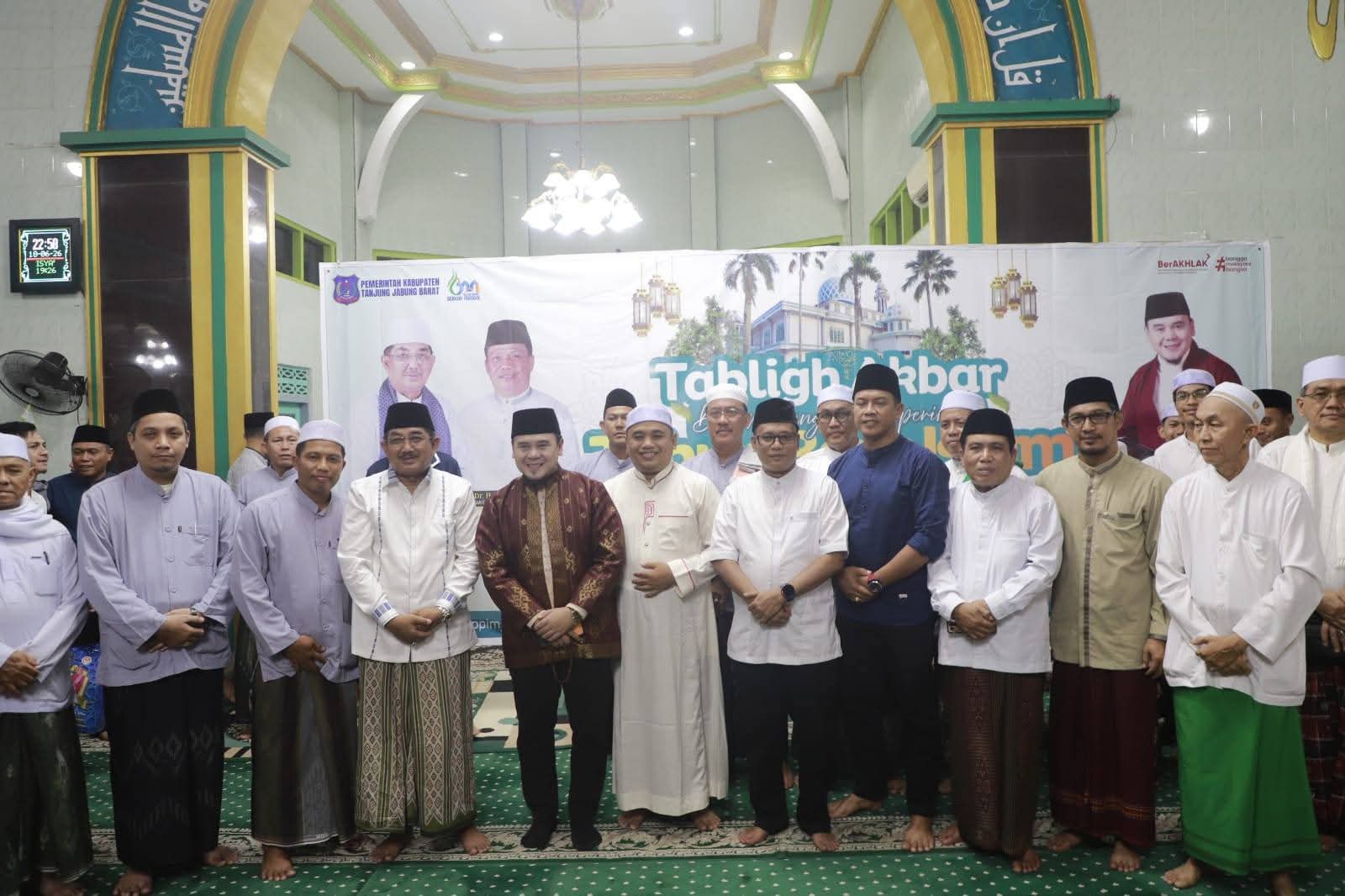 Bupati Anwar Sadat dan Ustadz Hilman Fauzi Hadirkan Semangat Hijrah pada Tabligh Akbar 1 Muharram 1448 H