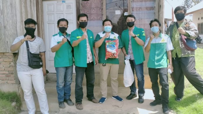 GP Ansor Kota Jambi Bersama Pertamina Bagikan Sembako Pada Warga Terdampak Covid-19