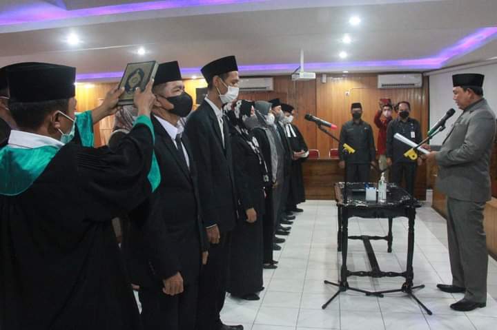 Wakil Bupati Hairan Lantik 15 Pejabat Struktural